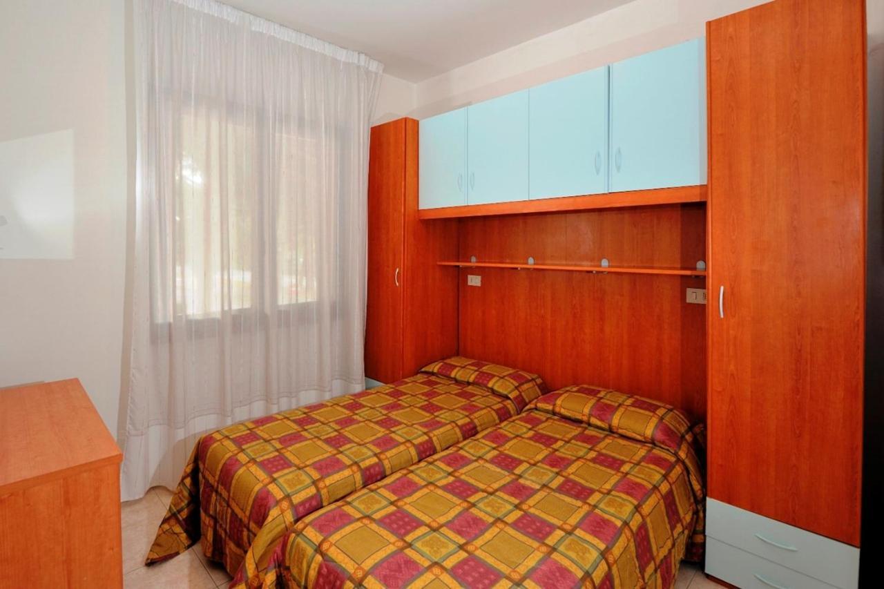 Amazing Villa With Private Garden In Bibione Zewnętrze zdjęcie